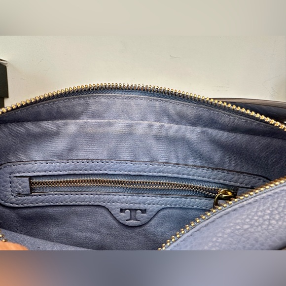 Tory Burch Gemini Link Camera Bag Blue - Picture 8 of 11
